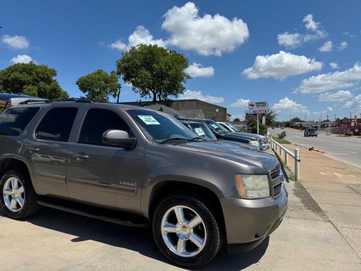 2009 Tan Chevrolet Tahoe LTZ 2WD (1GNFC33J99R) with an 5.3L V8 OHV 16V engine, Automatic transmission, located at 3624 Hemphill St., Fort Worth, TX, 76110, (817) 926-8921, 32.696205, -97.331985 - Photo#1